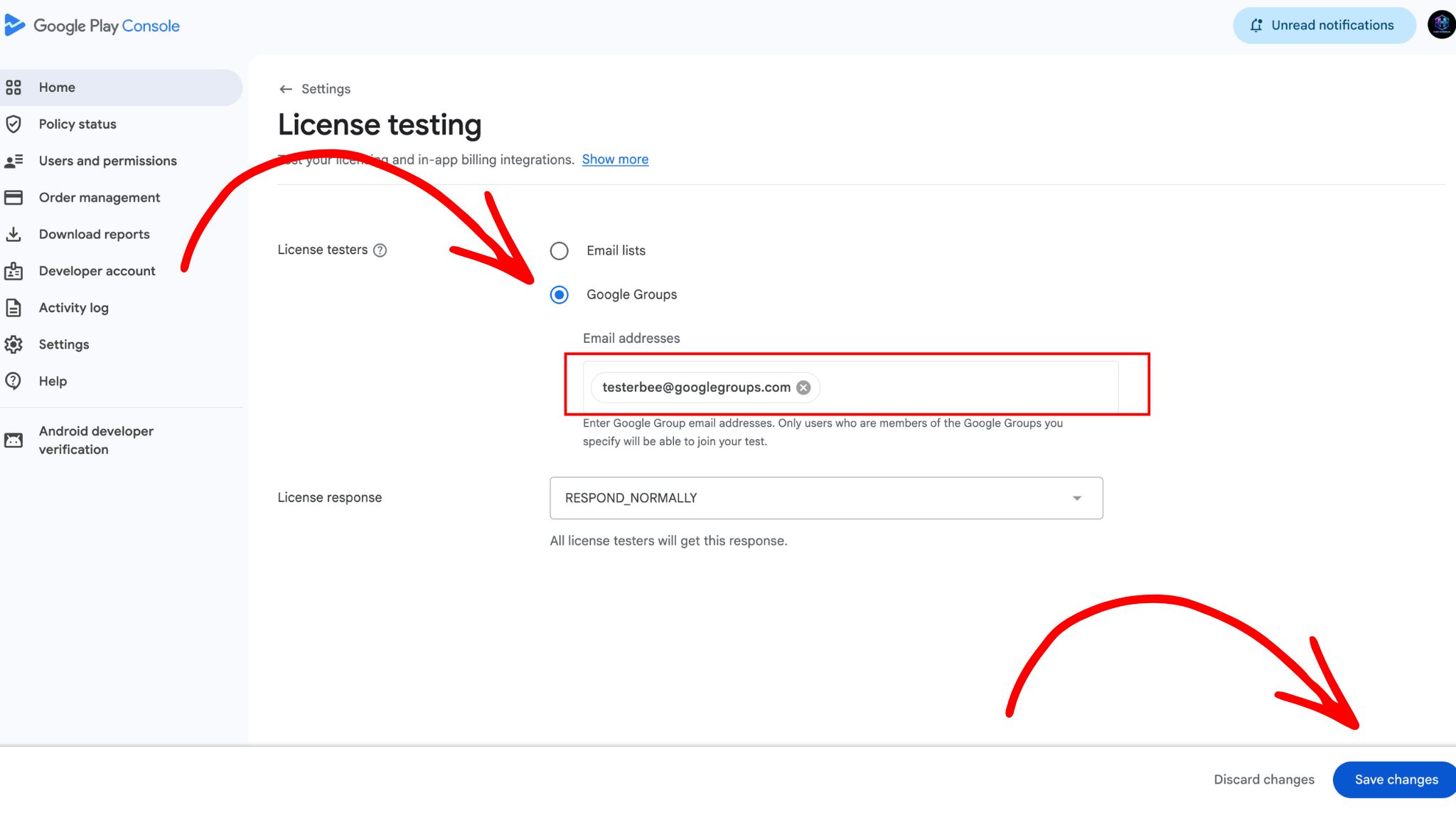 Google Play Console License testing page showing testerbee@googlegroups.com added as a Google Groups license tester with RESPOND_NORMALLY selected